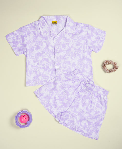 Girls Hibiscus Print Lilac Drop Shoulder Half Sleeves Shirt & Shorts Set
