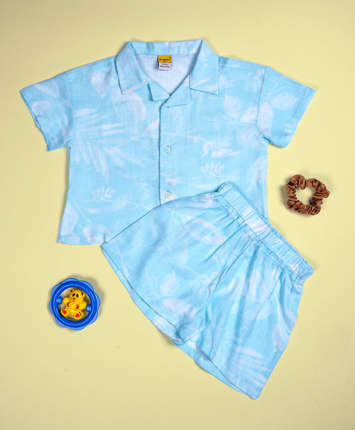Girls Leaves Print Light Blue Drop Shoulder Half Sleeves Shirt & Shorts Set