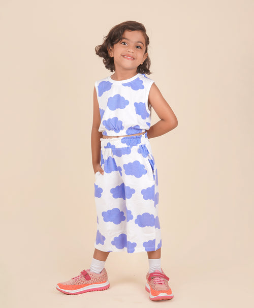 Girls Cloud Print Sleeveless Crop Top & Culottes Set