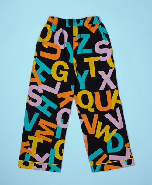 Kids Letter Graphic Print Half Sleeves Nightwear Pajama Set