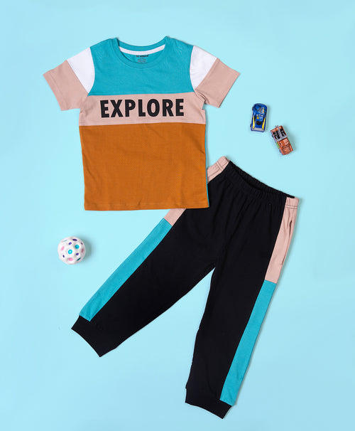 Boys Explore Print Half Sleeves T-Shirt & Lounge Pant Set