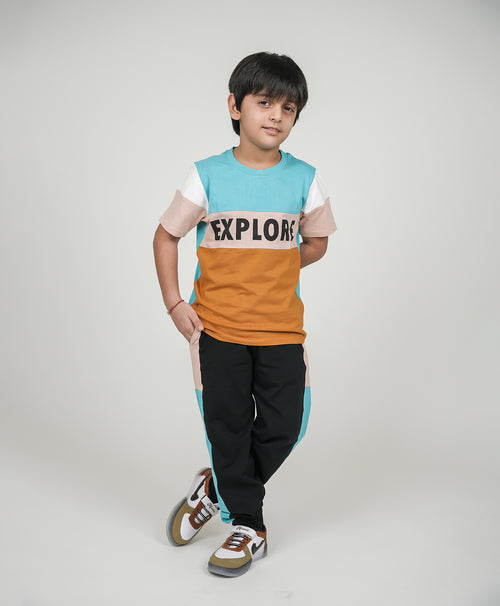 Boys Explore Print Half Sleeves T-Shirt & Lounge Pant Set