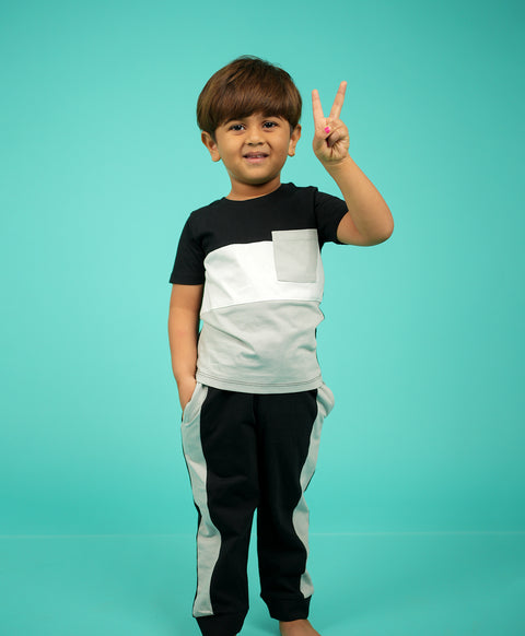 Boys Monochrome Colorblock Half Sleeves T-Shirt & Lounge Pant Set